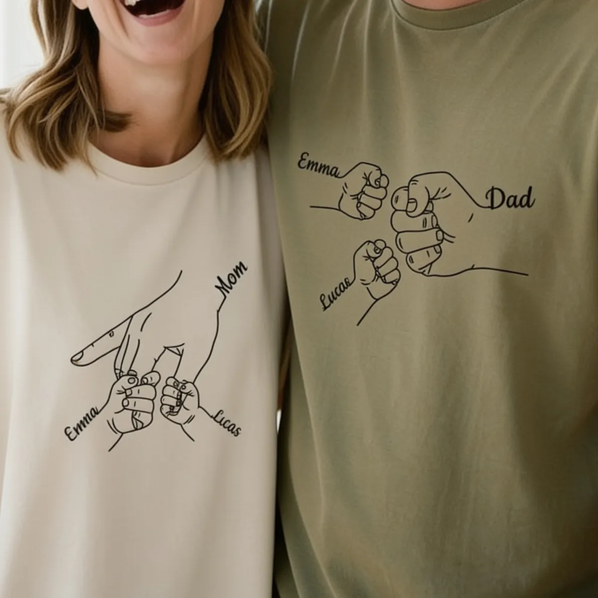 Mama Hand in Hand & Papa Vuistje Shirt met Kindernamen - Mama en papa, dezelfde kleintjes