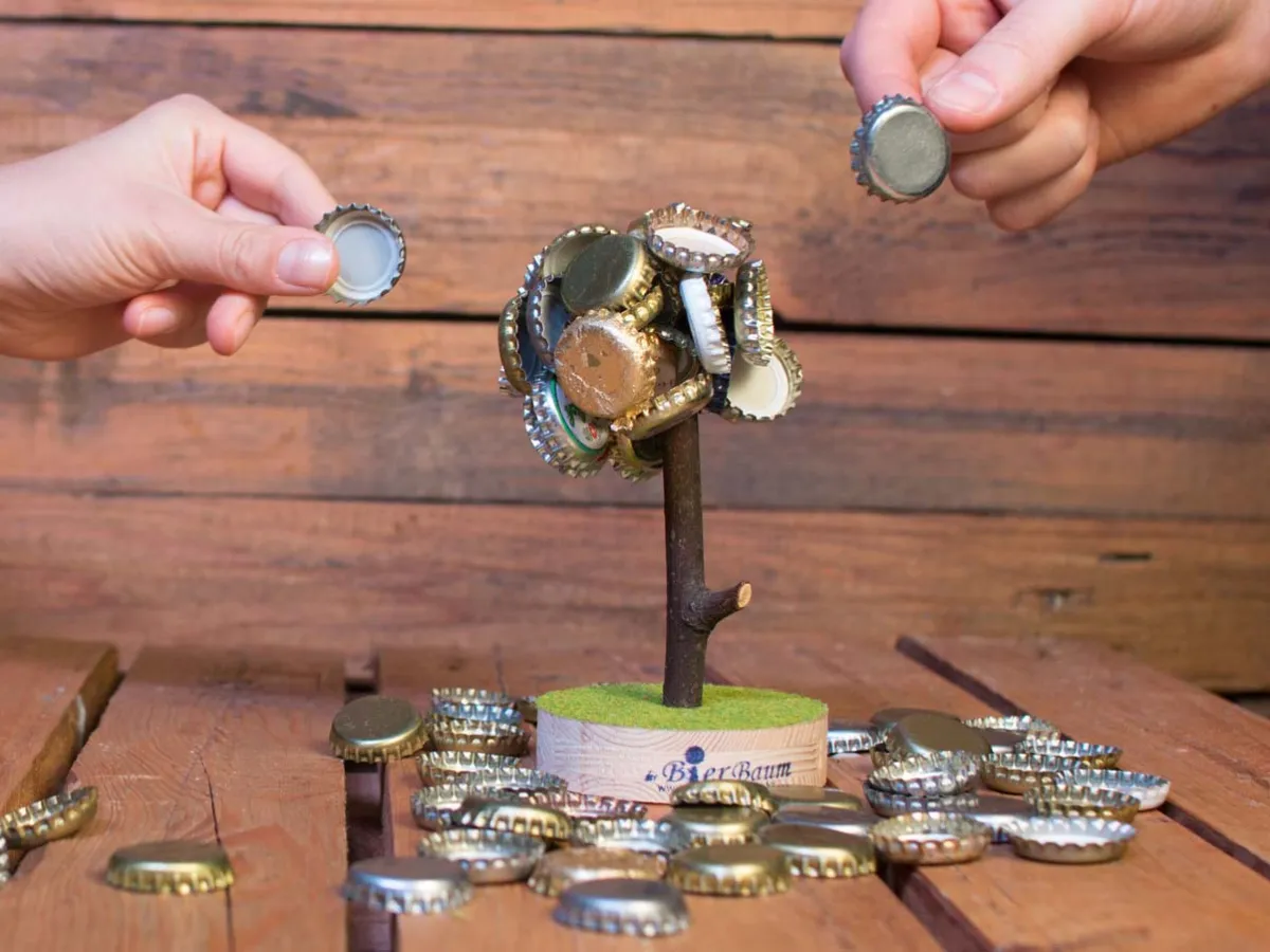 Magnetischer Bierbaum