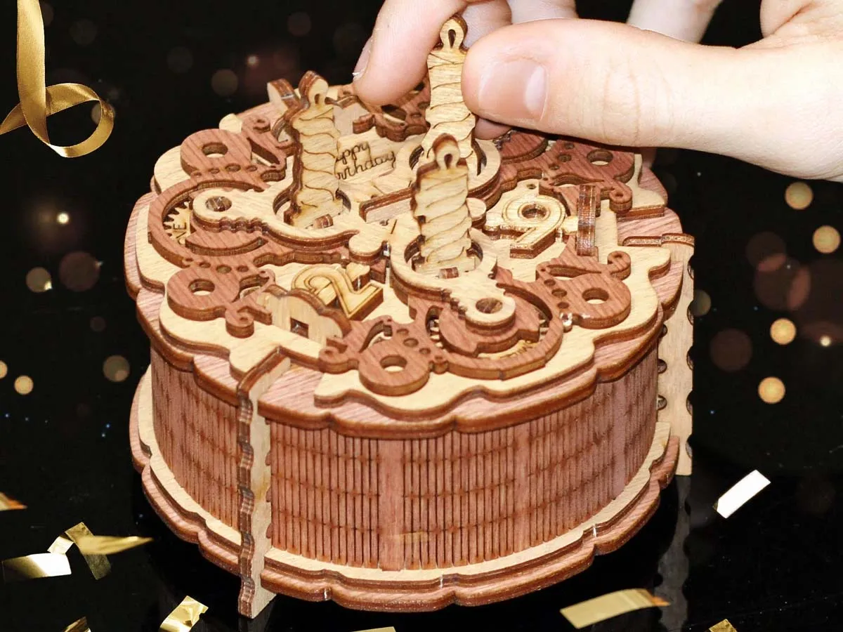 Verjaardagstaart  Escape Room Puzzle Box