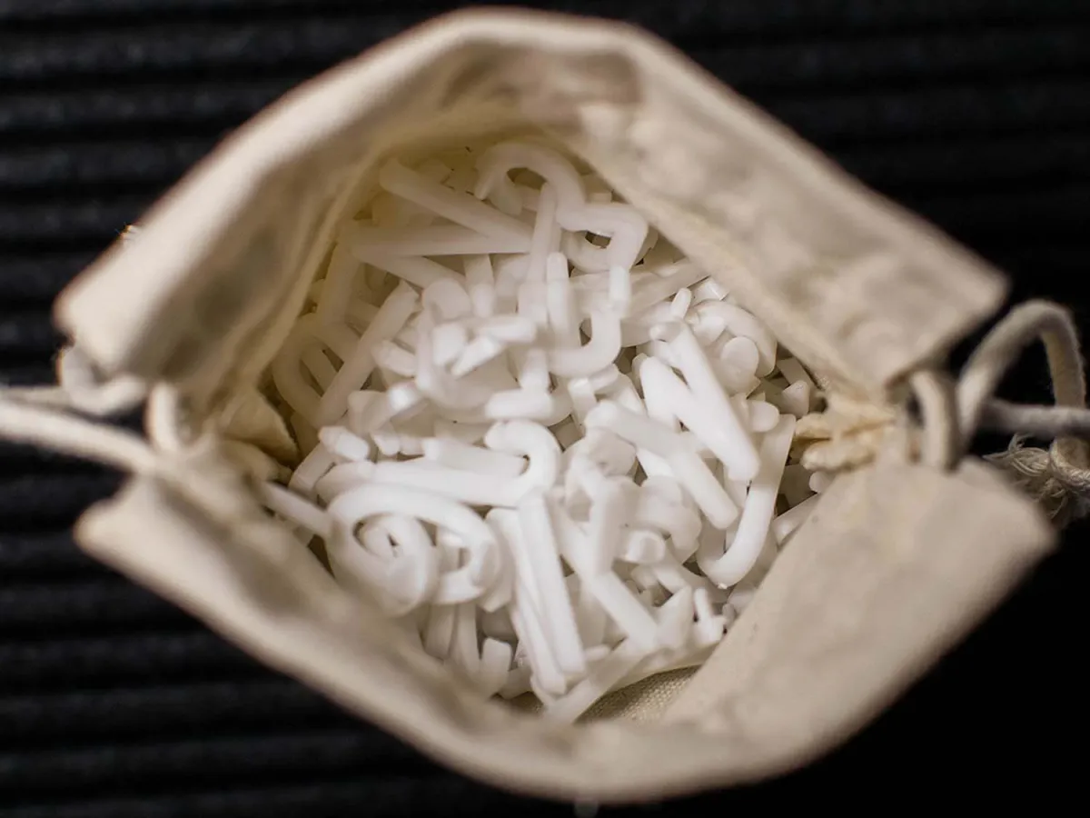 Filz Buchstabentafel (Holzrahmen)