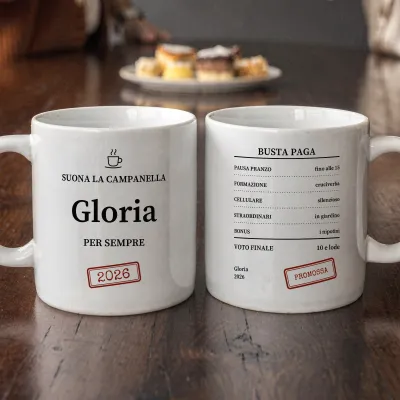 Regalo Pensione Collega: Tazza con Nome e Benefit - Per la maestra nel suo ultimo giorno di scuola