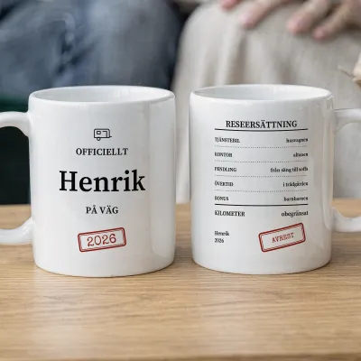 Pensionspresent till Kollega: Mugg med Namn och Förmåner - Barnbarnen överraskar morfar på verkstaden