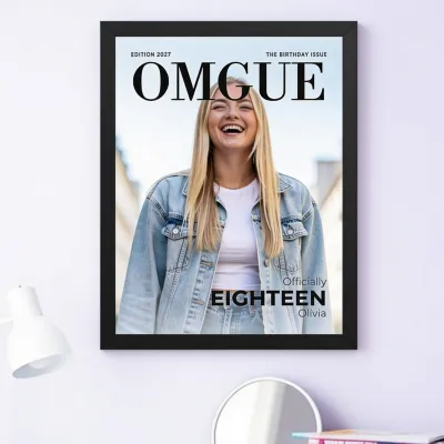 Póster Portada de Revista con Foto - Dieciocho y en la portada de su propia revista