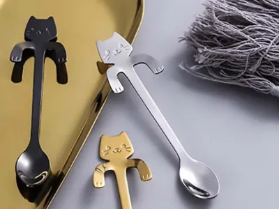 6 Cuillères à thé Chat Suspendu