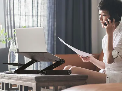 Ergonomischer Laptop Tisch/Ständer