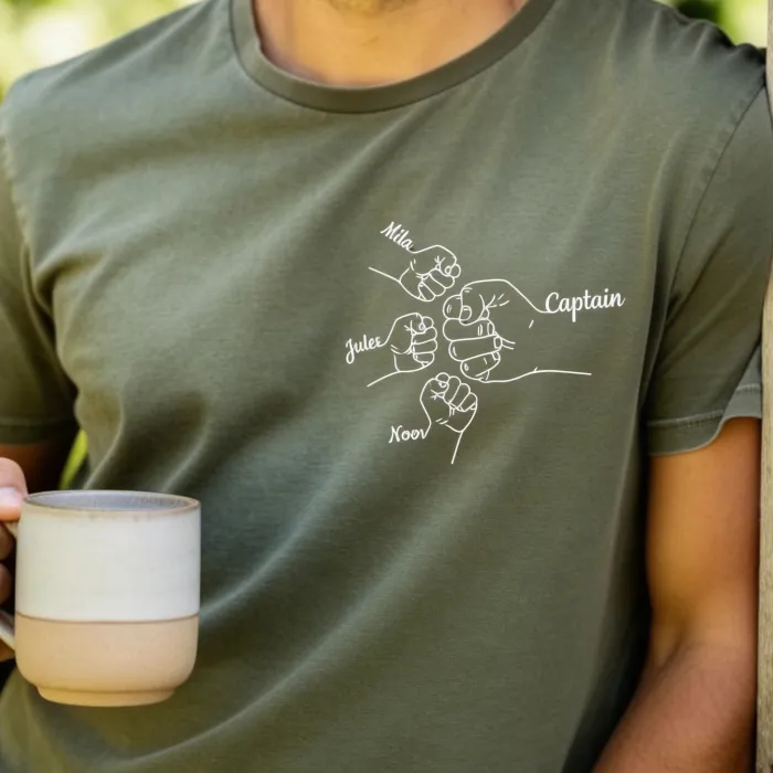 Mama Hand in Hand & Papa Vuistje Shirt met Kindernamen - Papa als aanvoerder van zijn eigen team