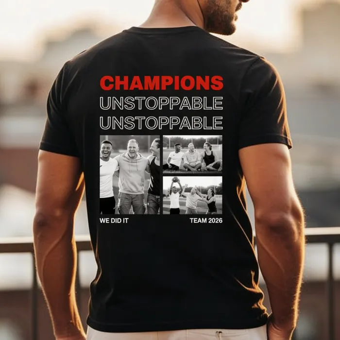 T-shirt met Zwart-Wit Foto's en Herhalende Tekst