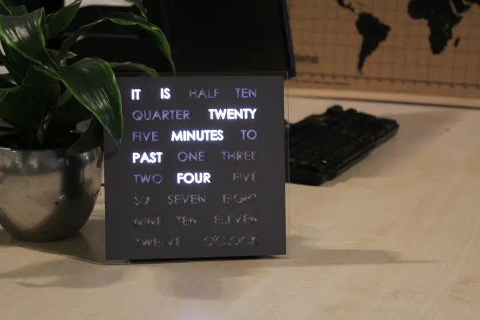 Horloge à Mots LED