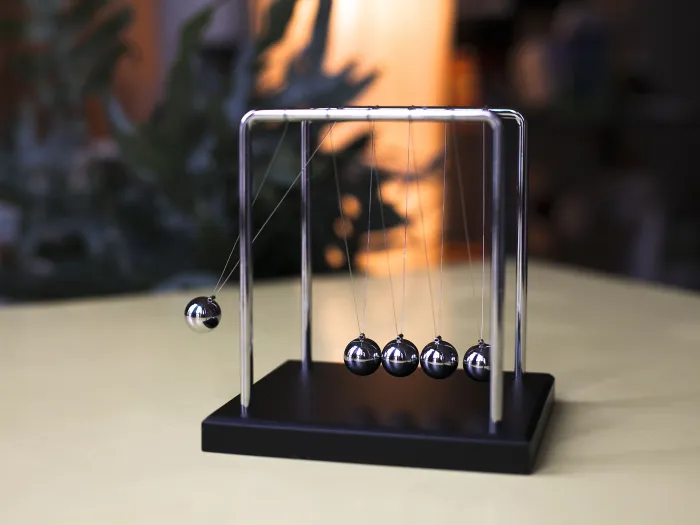 Newton Kinetic Balls