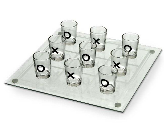 DRINKING TIC TAC TOE MINI DRINKING PARTY GAME 9 SHOT GLASSES NOVELTY GIFT 